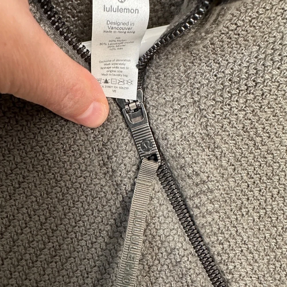 Lululemon On The Go Poncho One Size Grey Sage 2-Way Zip Sweater Asymmetrical O/S - Picture 5 of 7